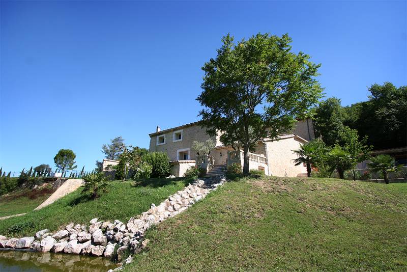 Magnifique Mas en Drôme provençale 